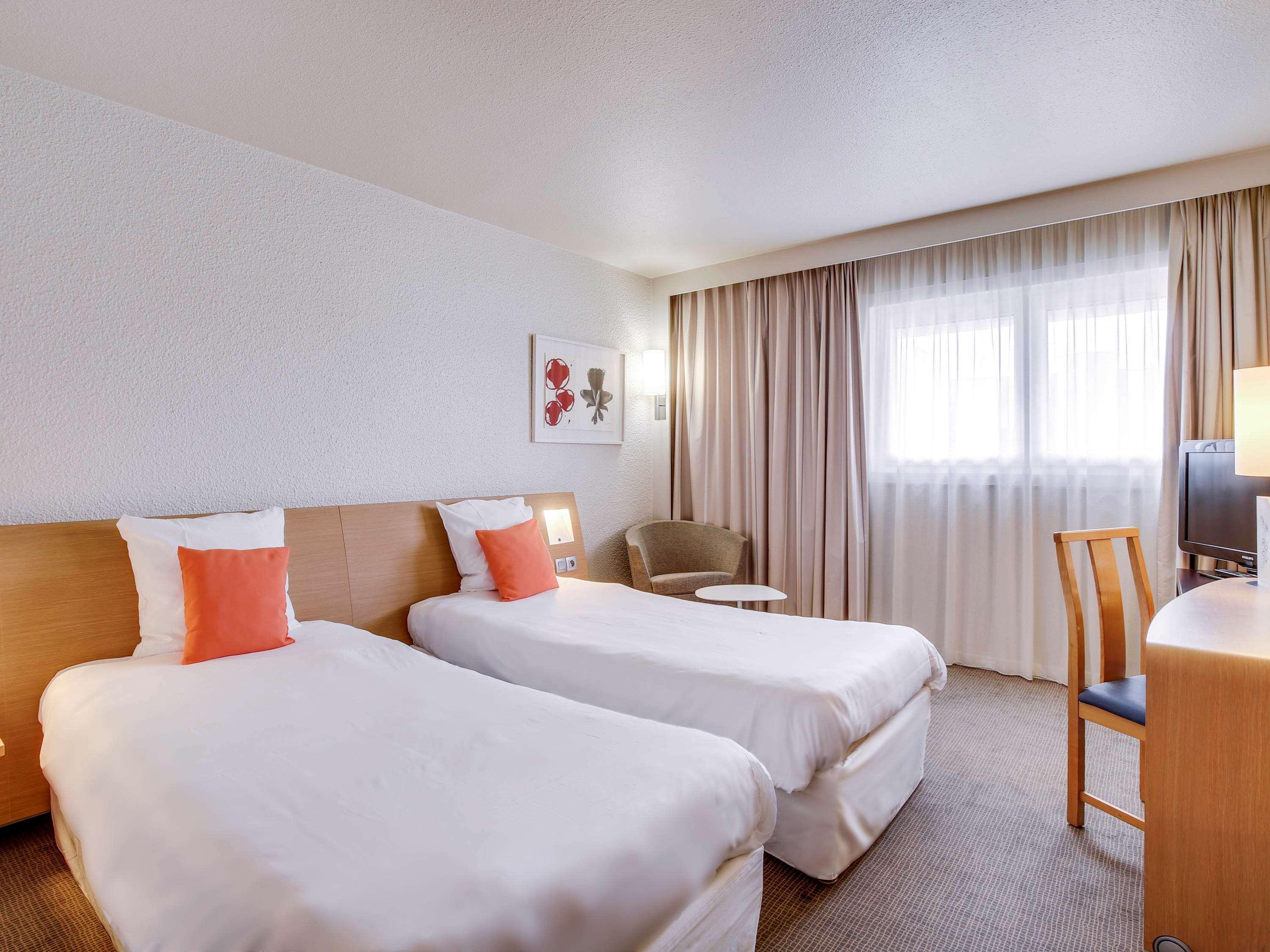 Novotel Poissy Orgeval Eksteriør bilde